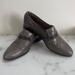 Vintage Spanish Gray Leather Women’s Loafers Slip on